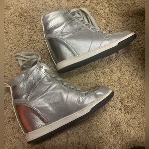 Bebe Womens Silver Sneakers